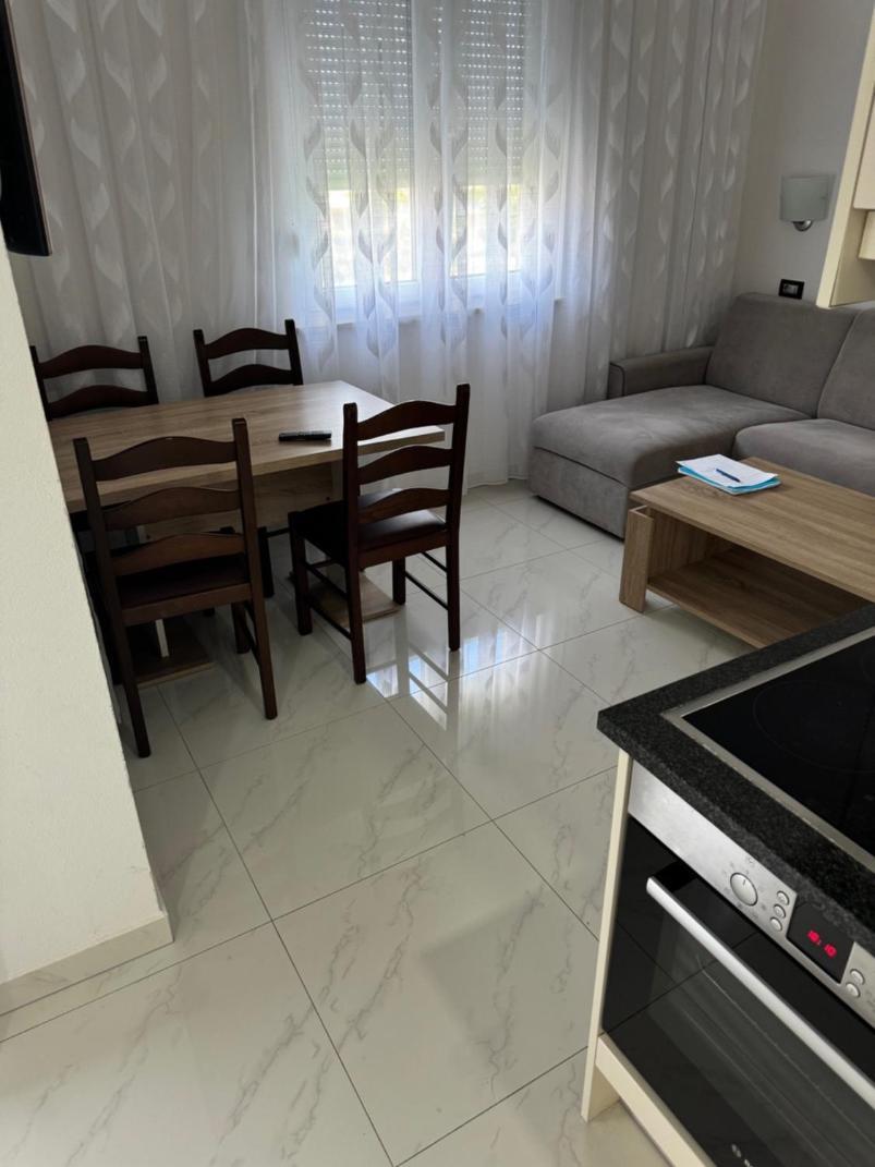 Funtana Appartements An Der 1 Reihe Vom Meer Экстерьер фото