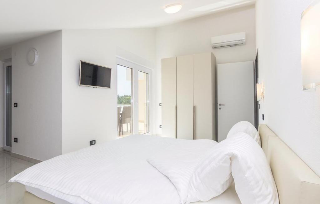 Funtana Appartements An Der 1 Reihe Vom Meer Экстерьер фото