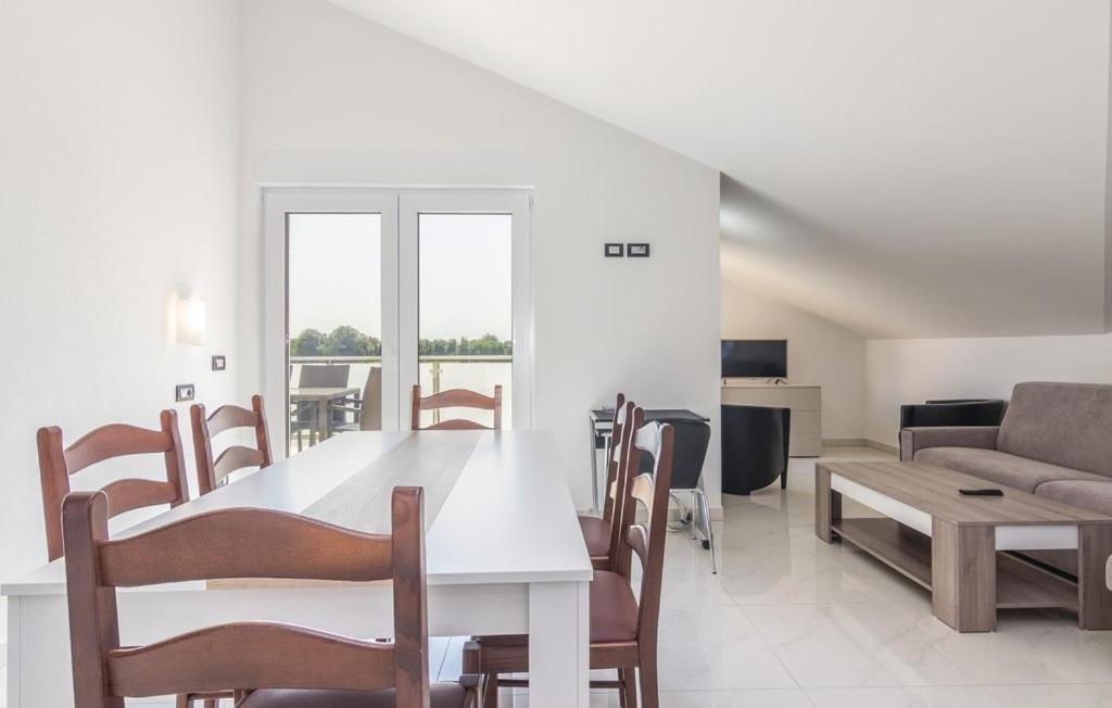 Funtana Appartements An Der 1 Reihe Vom Meer Экстерьер фото