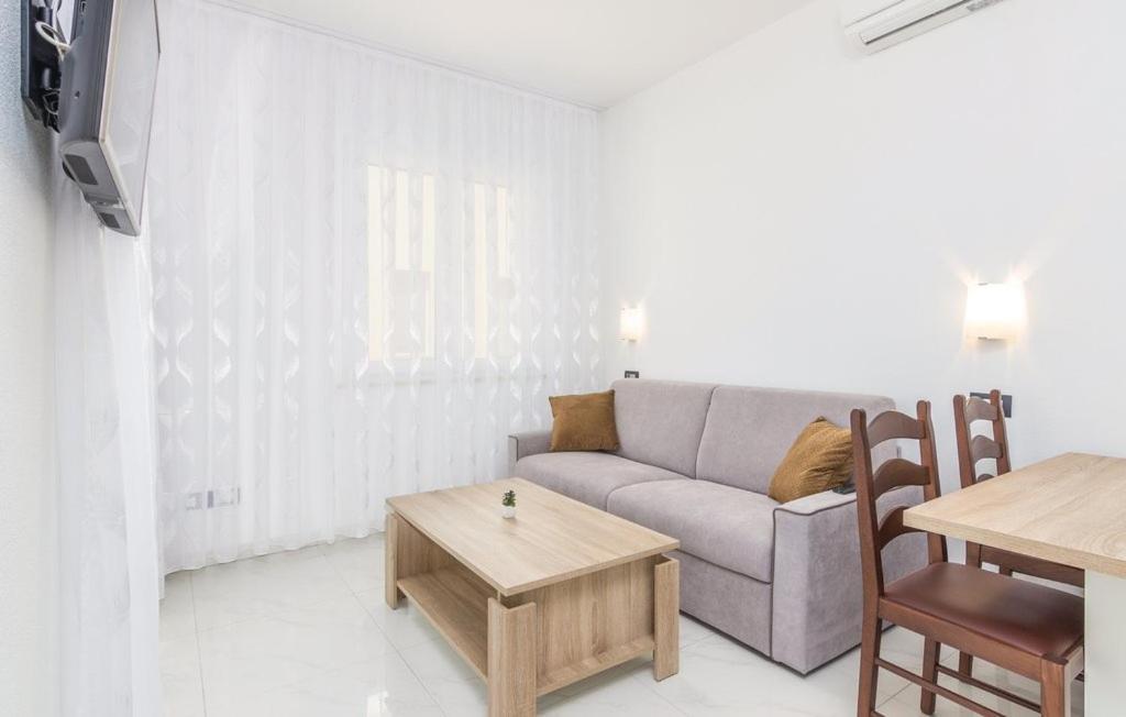 Funtana Appartements An Der 1 Reihe Vom Meer Экстерьер фото