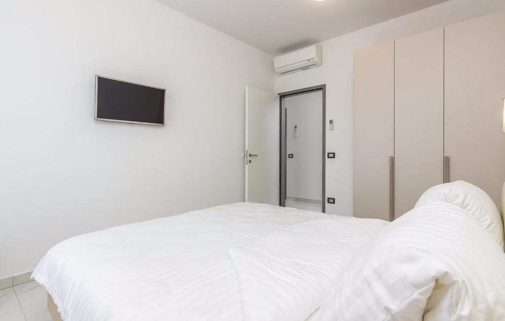 Funtana Appartements An Der 1 Reihe Vom Meer Экстерьер фото